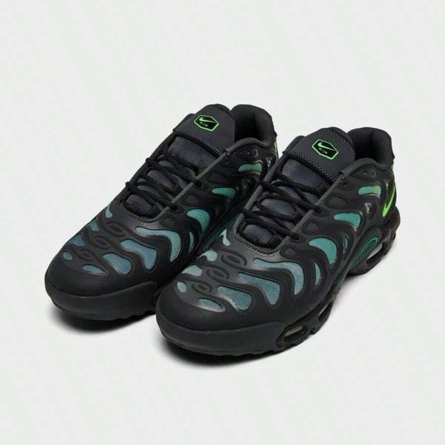 Nike Air Max Plus Drift Black Volt